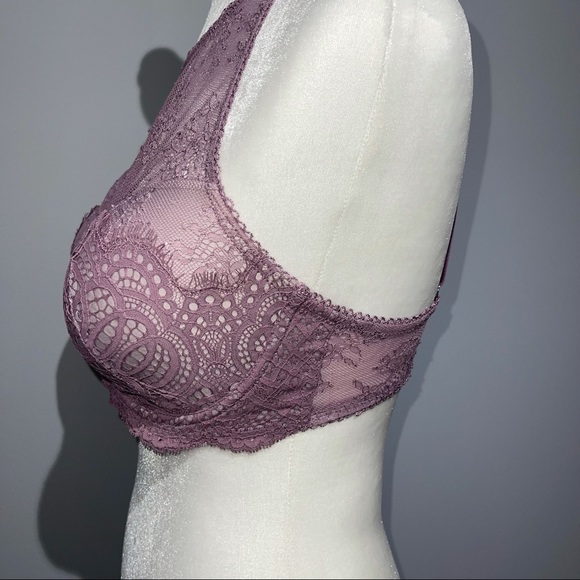 New Victoria Secret Demi Bra - Picture 2 of 5